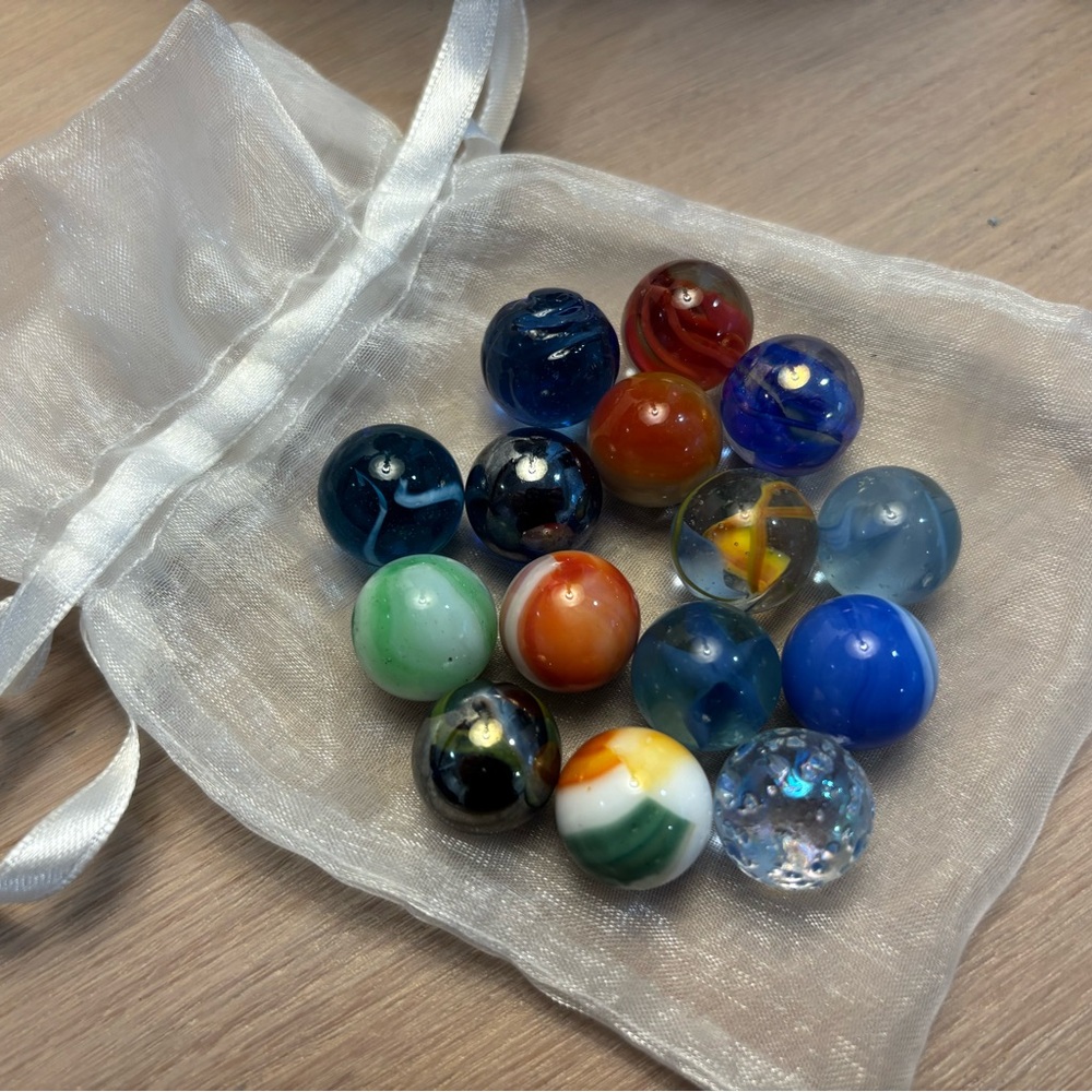 Got All Your Marbles Silver choker necklace - Picture 3 of 5